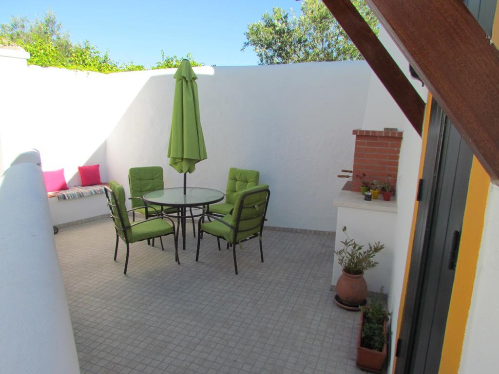 Casa Castanhos Guest House Vila Fresca Exterior photo